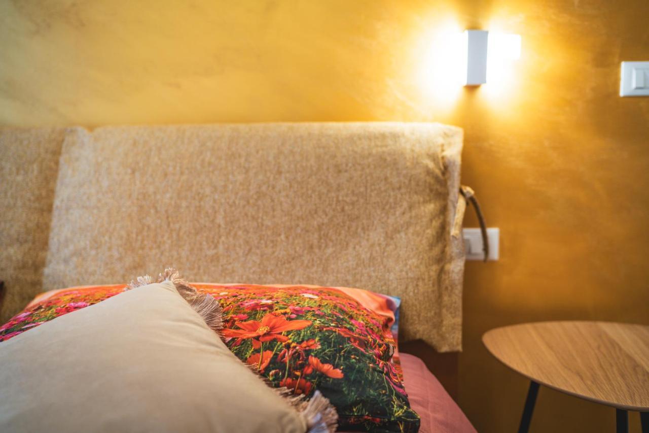 Appartement San Giusto Elegante Bilocale Con Balcone E Vista à Trieste Extérieur photo