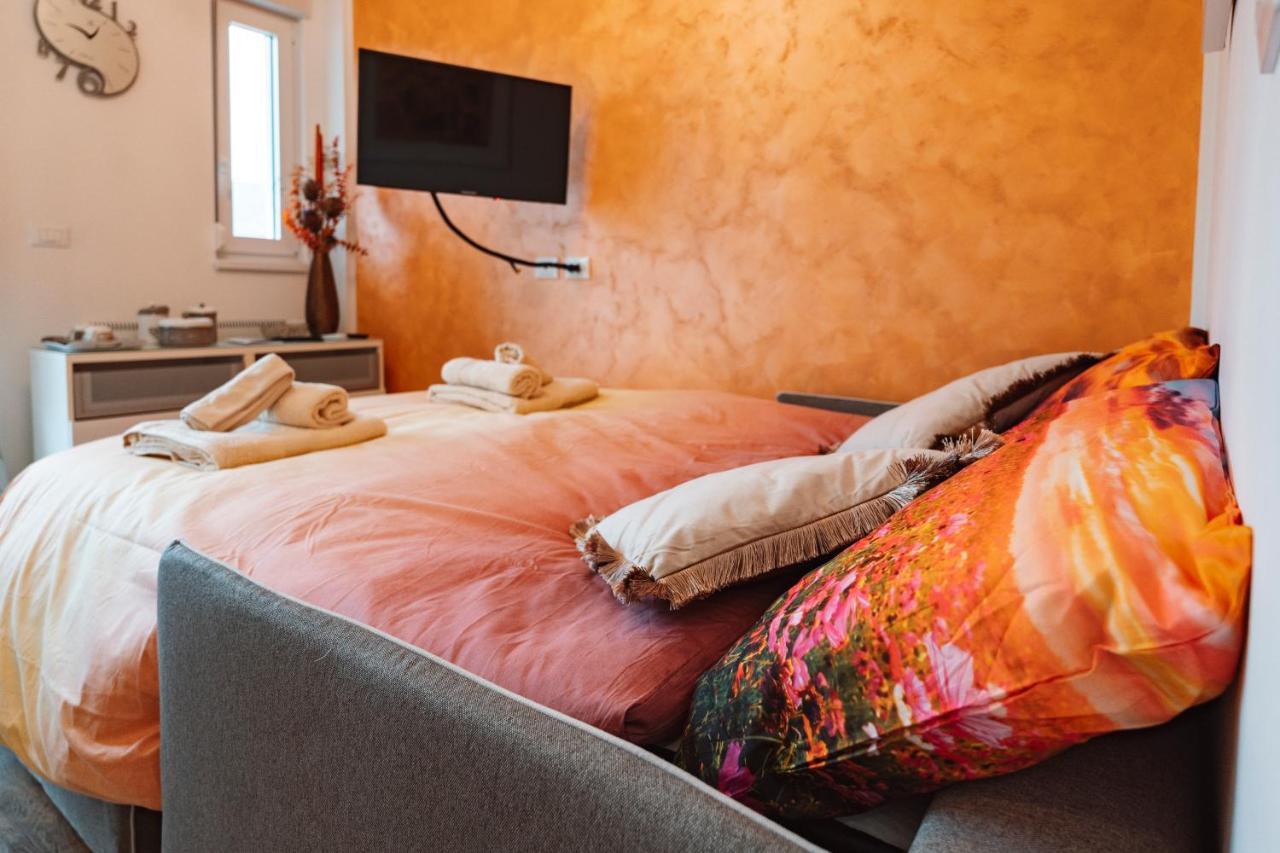 Appartement San Giusto Elegante Bilocale Con Balcone E Vista à Trieste Extérieur photo